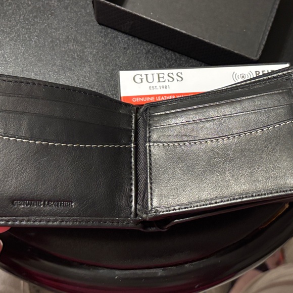 Guess Black Leather RFID Wallet - Picture 3 of 11